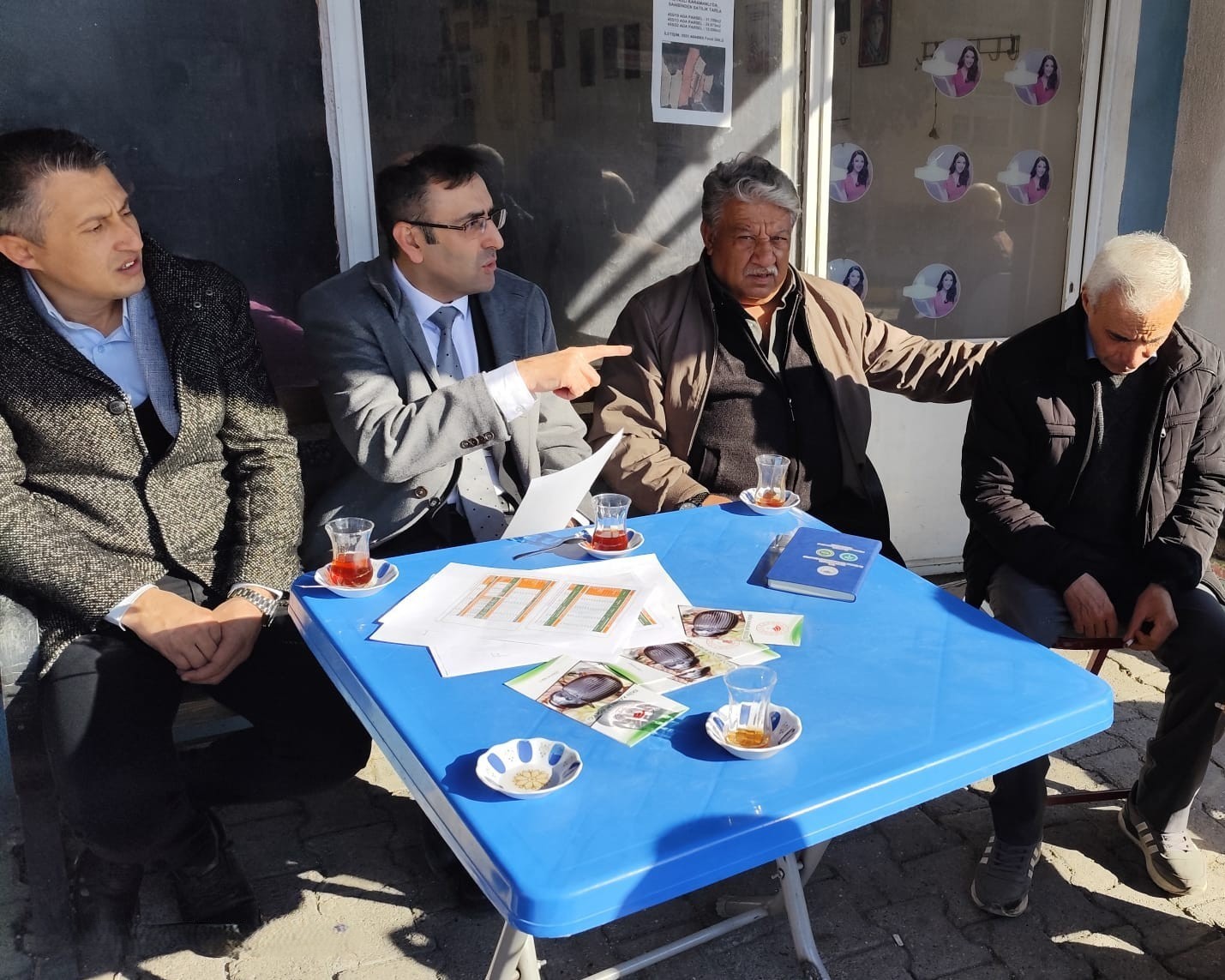 Uşak’ta tarım teşkilatı çiftçilerle bir araya geldi