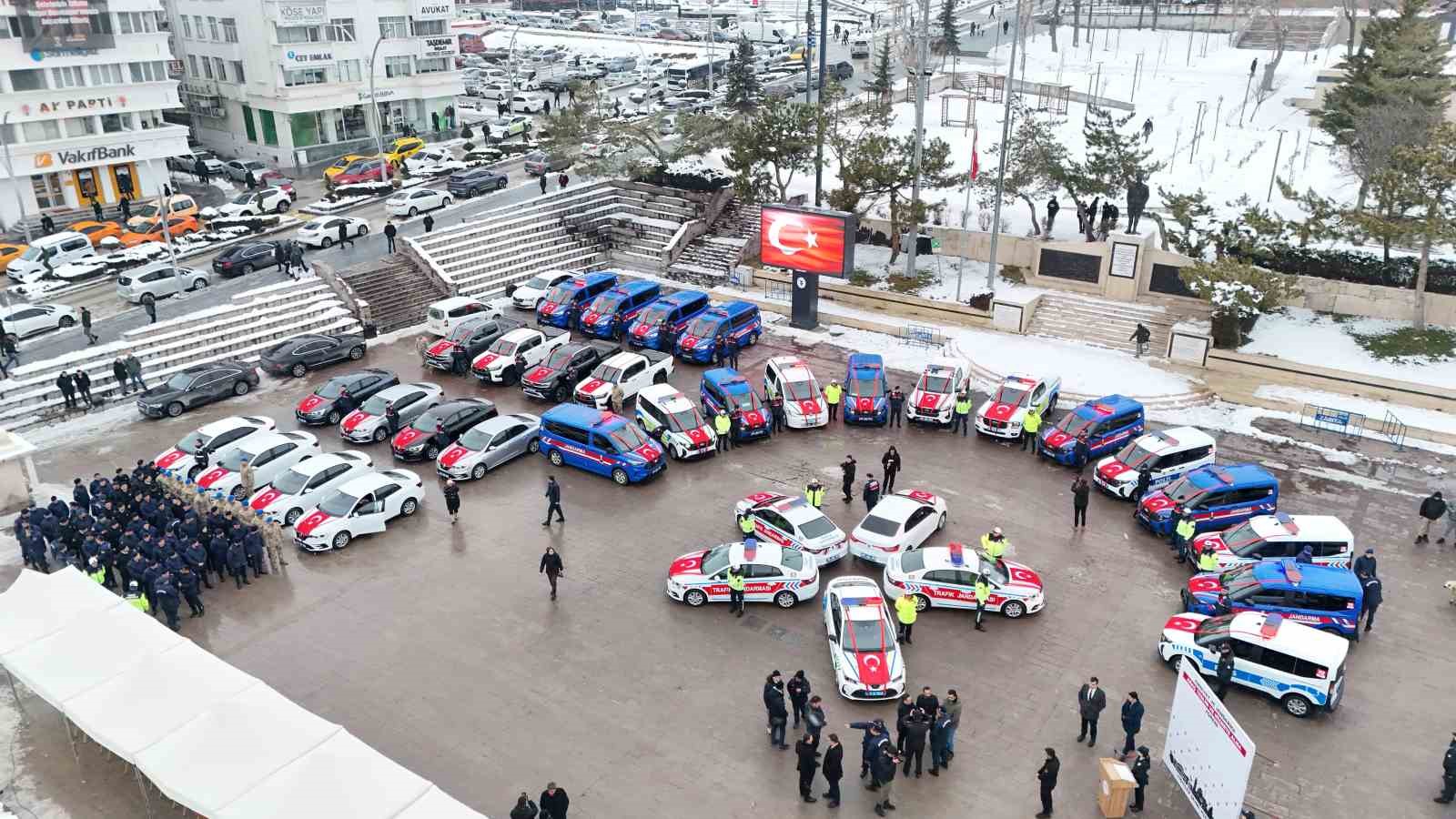 Yozgat’ta emniyet ve jandarmaya 54 yeni araç